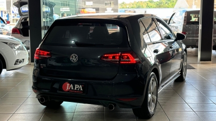 Volkswagen Golf 2.0 GTI TSI DSG