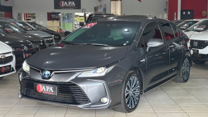 Toyota Corolla 1.8 ALTIS HYBRID PREMIUM